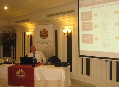 2015/09/28 Jornada de Auditoría (Principios fundamentales de ética e independencia del auditor y los objetivos globales del auditor. Serie 200-300 NIAS) • <a style="font-size:0.8em;" href="http://www.flickr.com/photos/55042249@N06/21762186506/" target="_blank">View on Flickr</a>